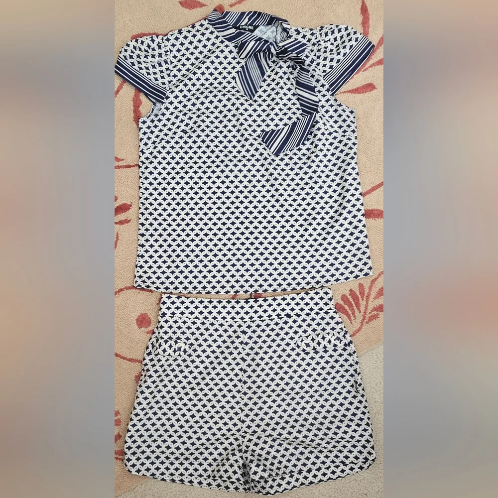 Chicindy Geometry Print Ribbon Top & Pocket Design Shorts Set. Medium - Picture 8 of 9